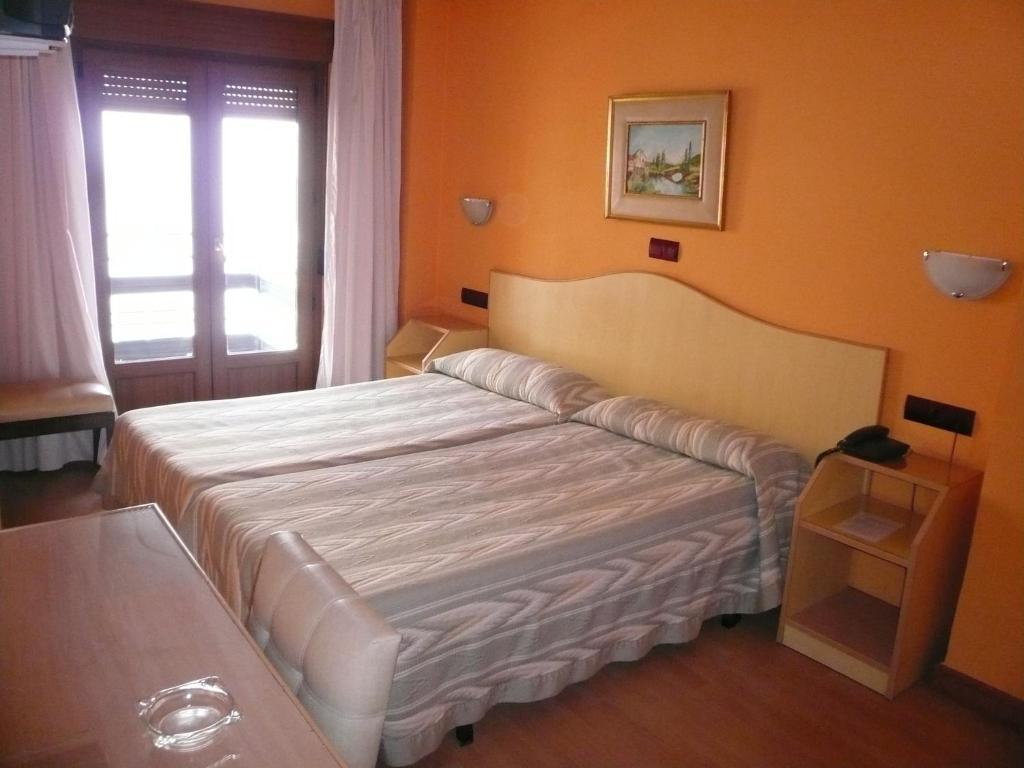 Hostal Don Suero Leon Room photo