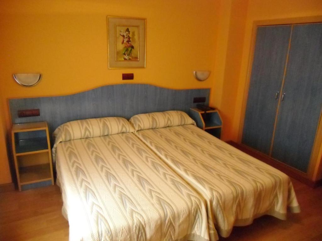 Hostal Don Suero Leon Room photo