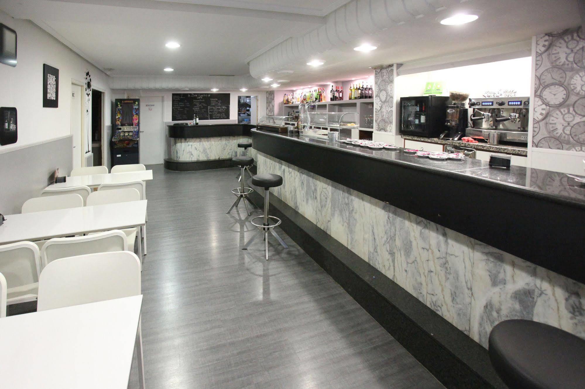 Hostal Don Suero Leon Exterior photo